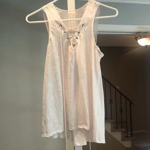 White sleeveless blouse